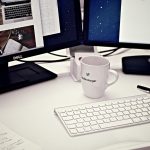 Najlepsze monitory do domowych biur – Dell Ultrasharp U2720QM